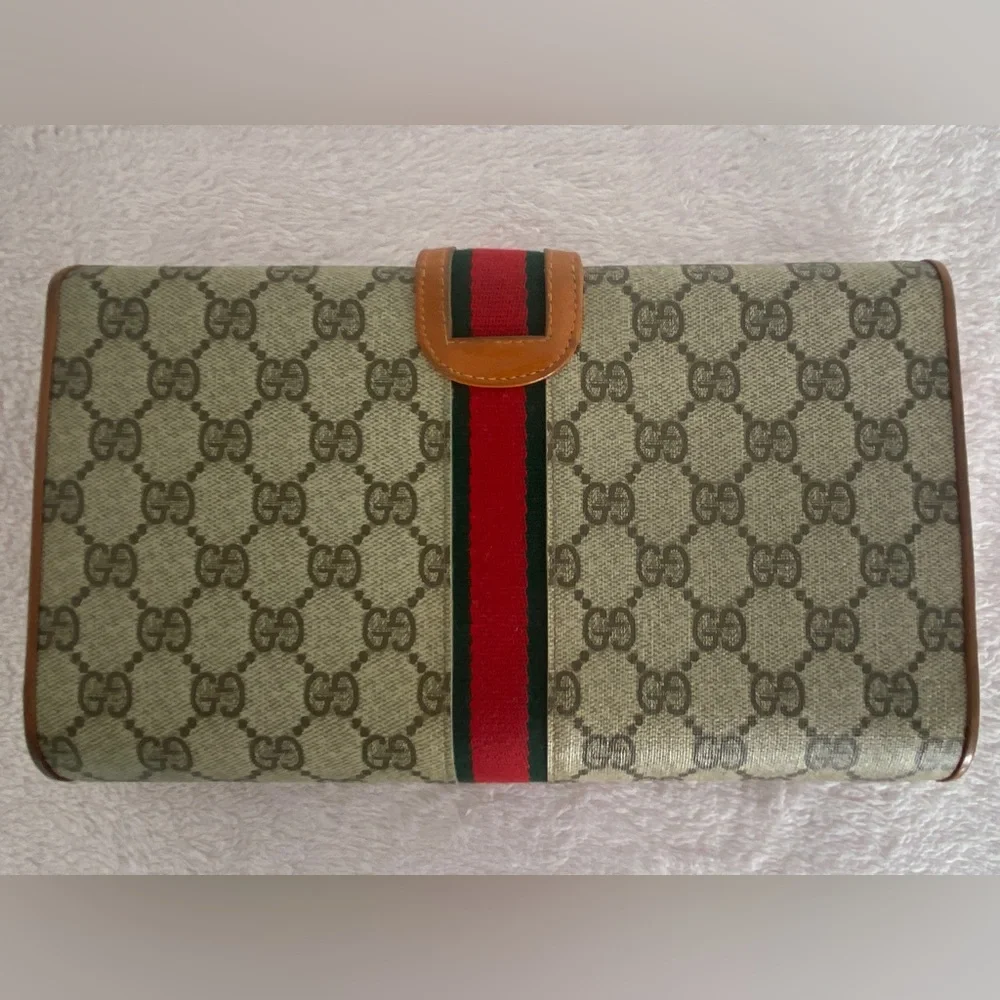 SOLD!! VINTAGE GUCCI CHERRY LINE SHOULDER BAG - Picture 3 of 15